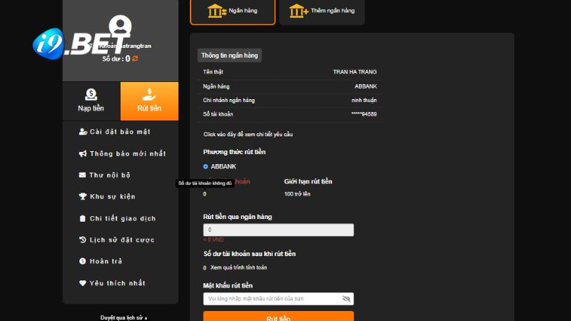 Người chơi nhập thông tin vào biểu mẫu rút tiền i9BET